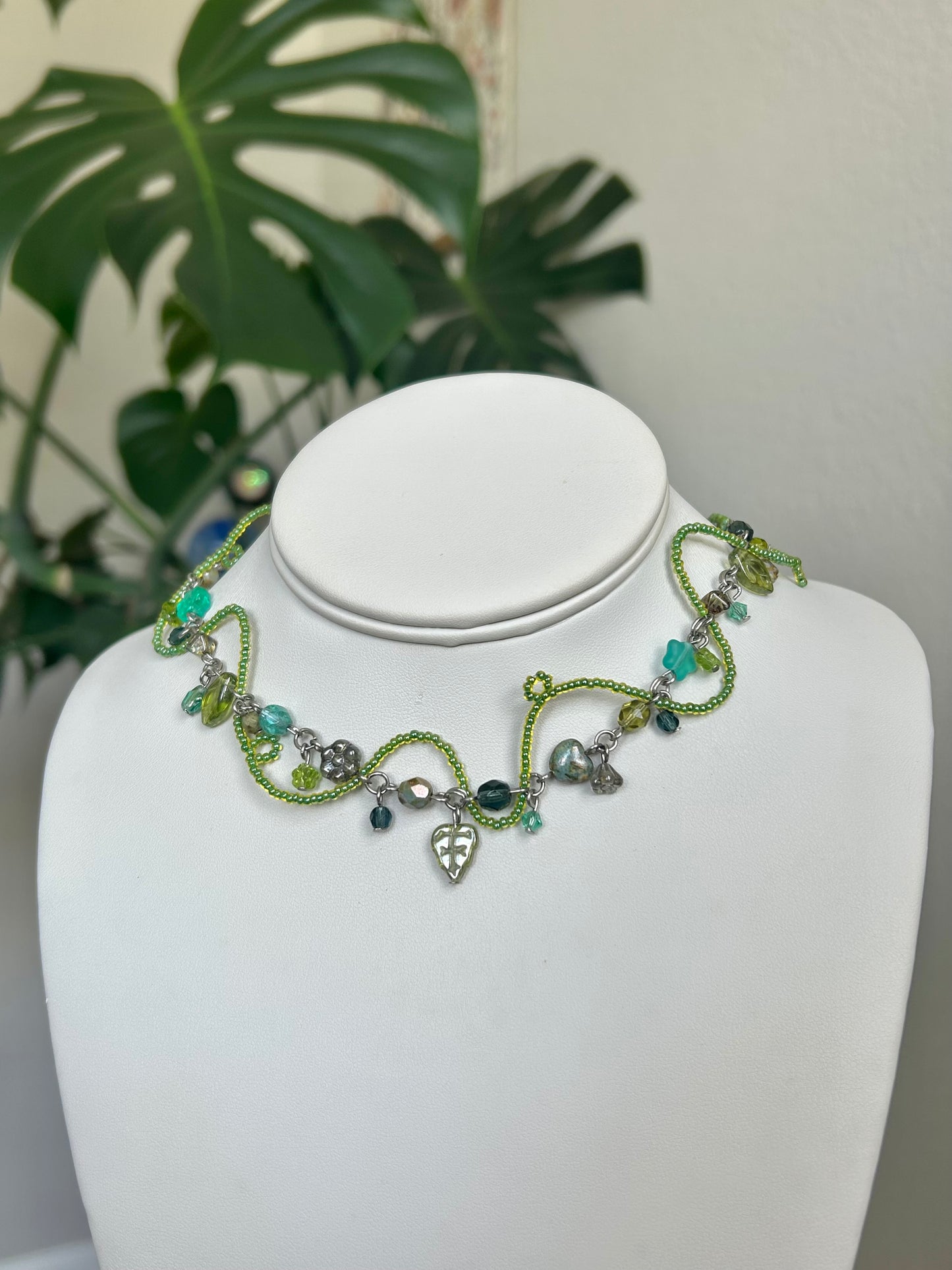 seaweed vine necklace