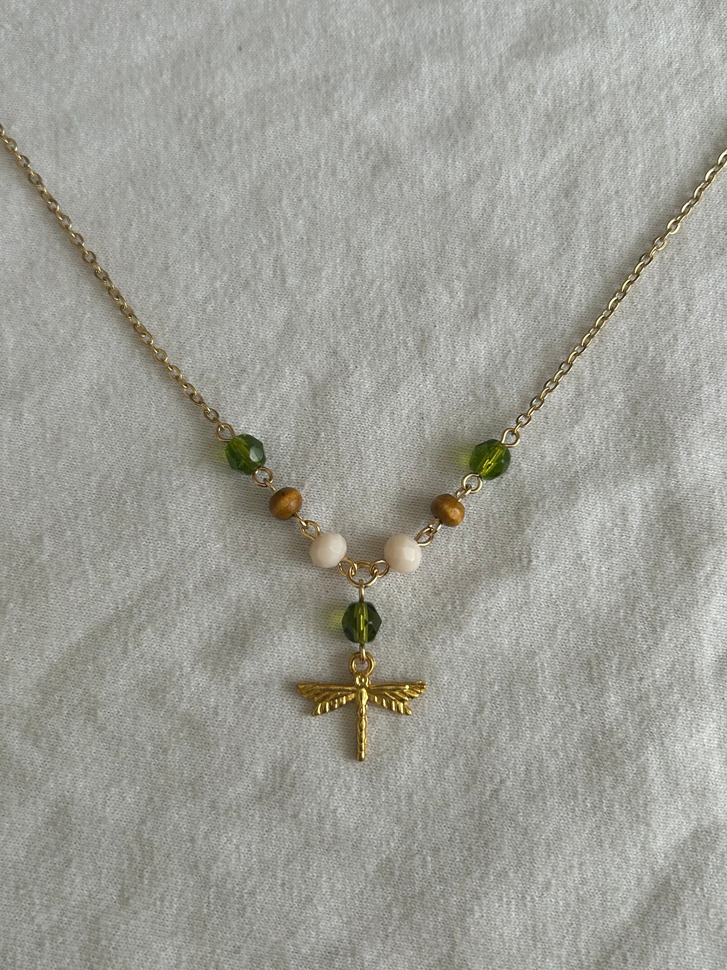 dragonfly fields necklace