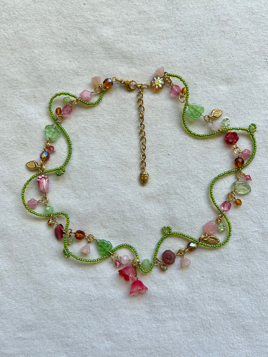 rosetta vine necklace