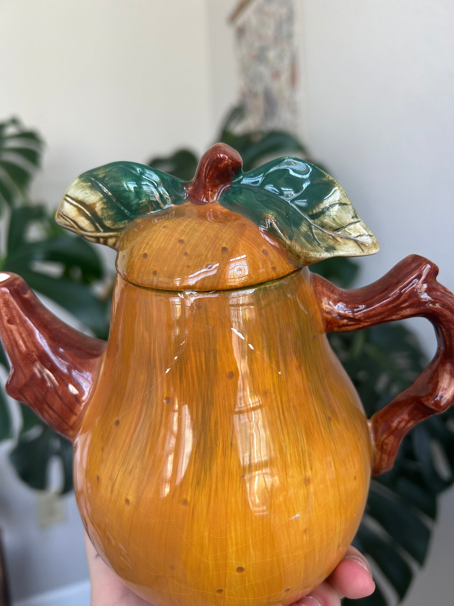 pear teapot