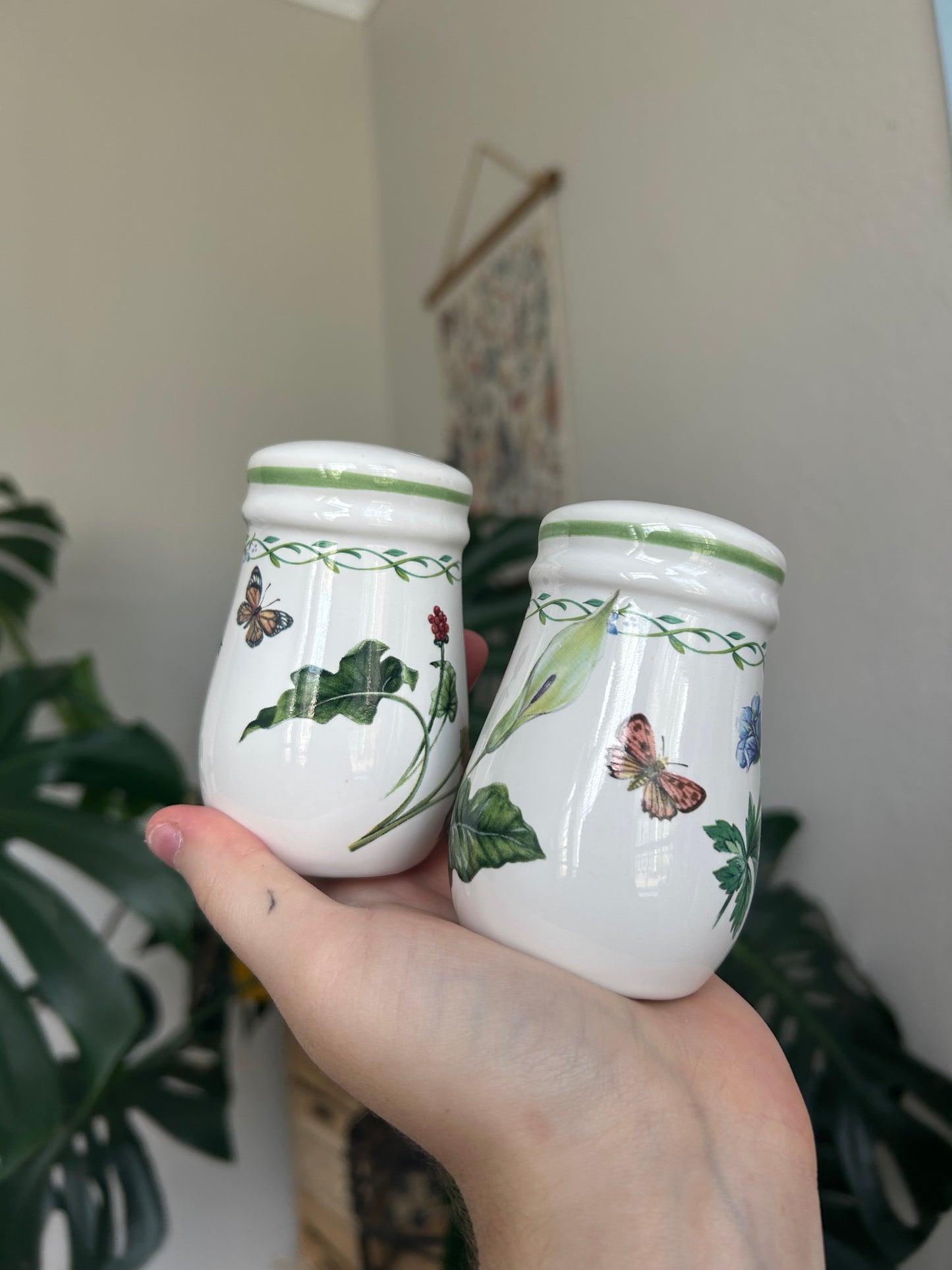 mikasa garden bloom salt and pepper shakers