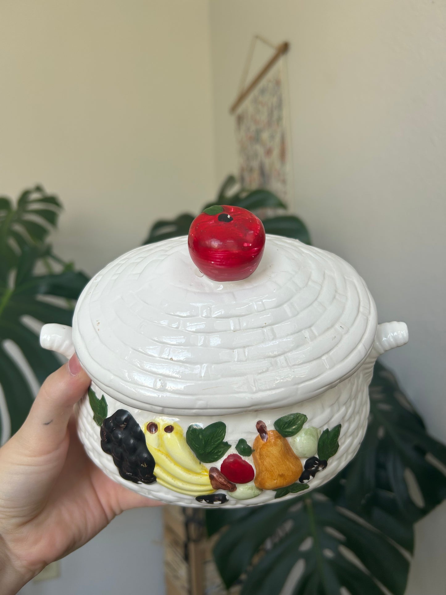 fruit canister