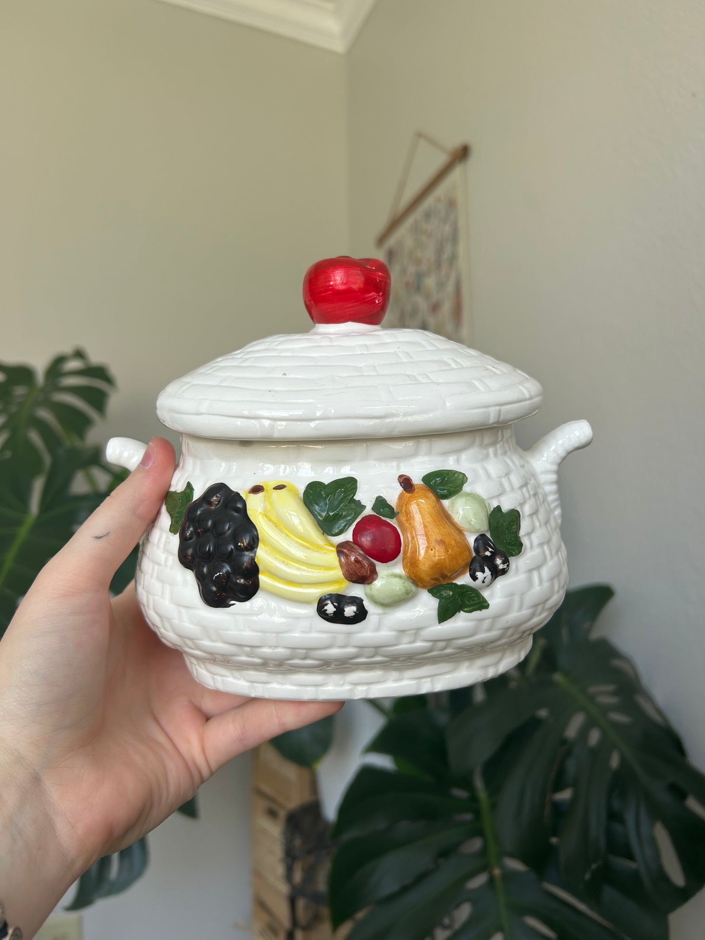 fruit canister