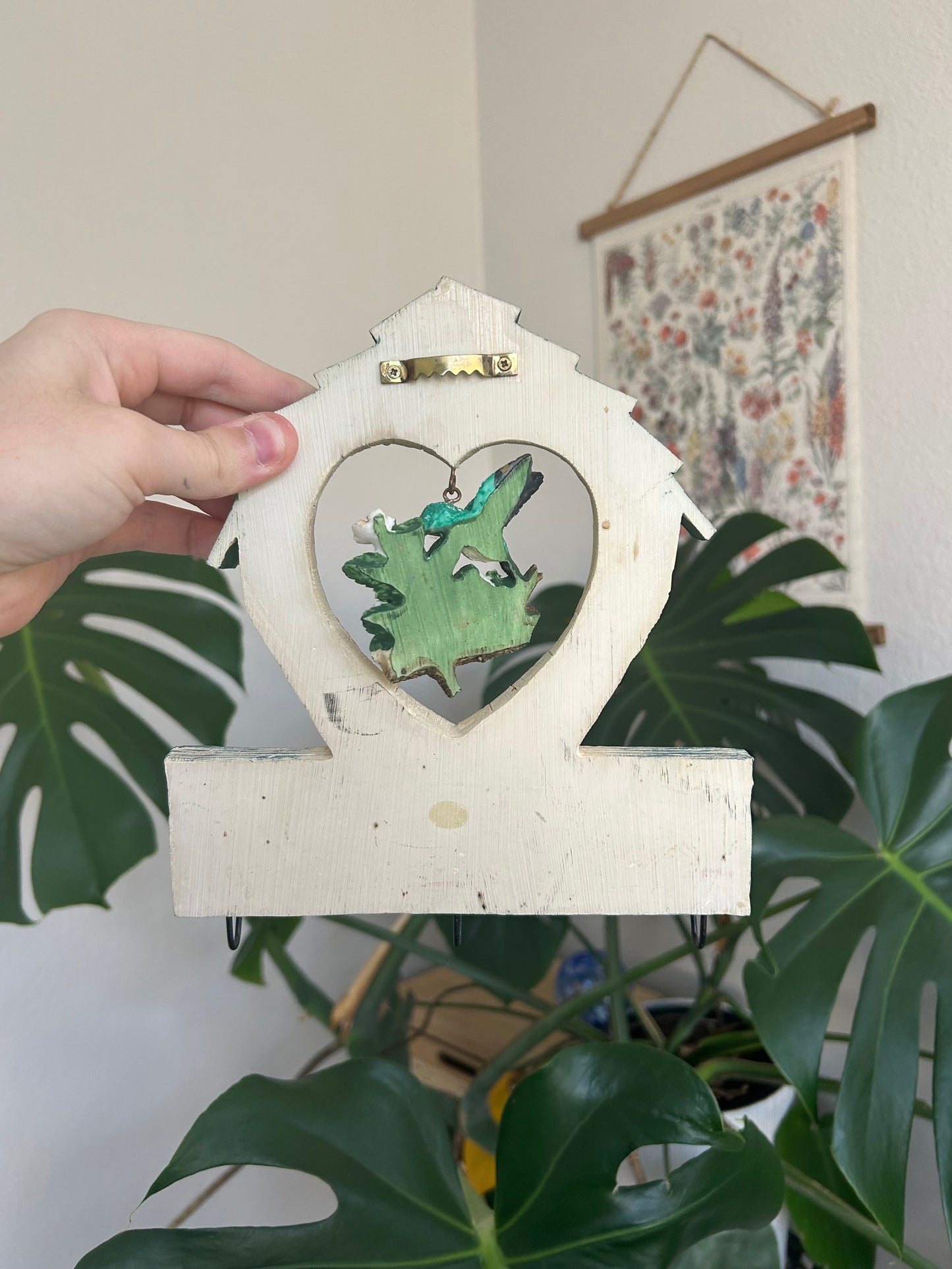 welcome wall decor with hook