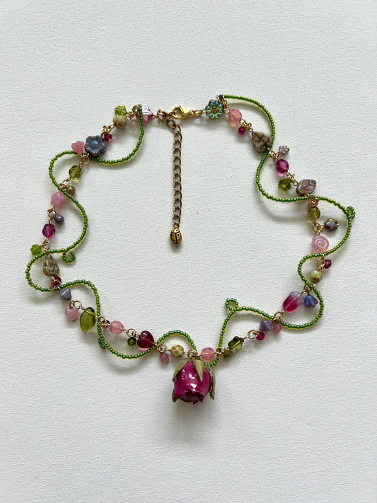 lovers garden necklace