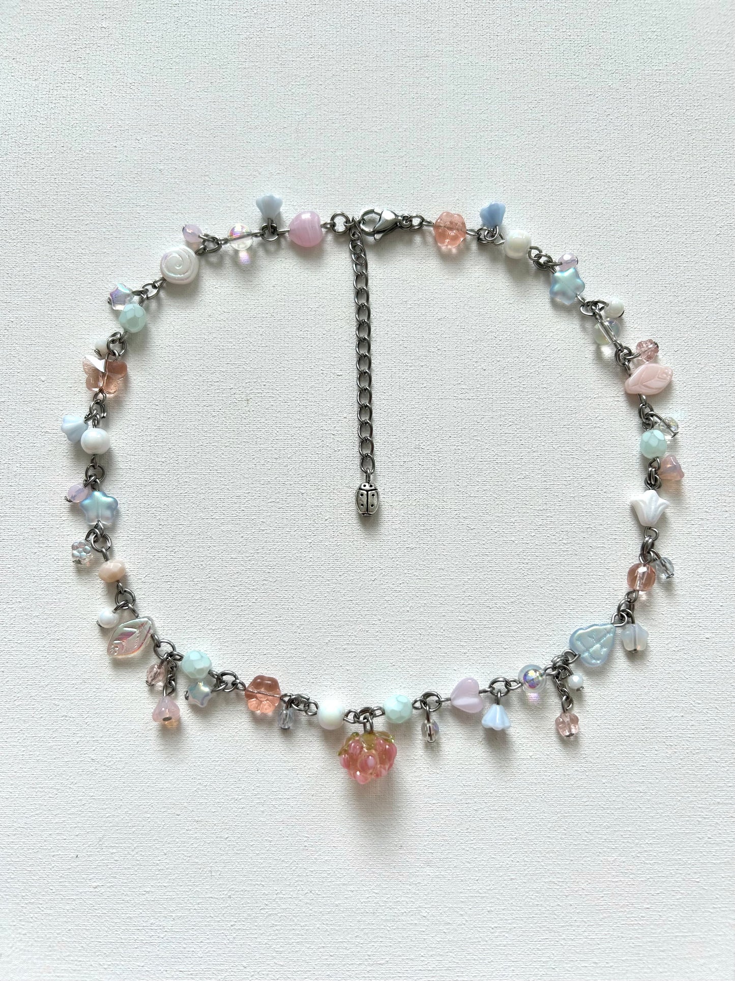 brrr berry necklace