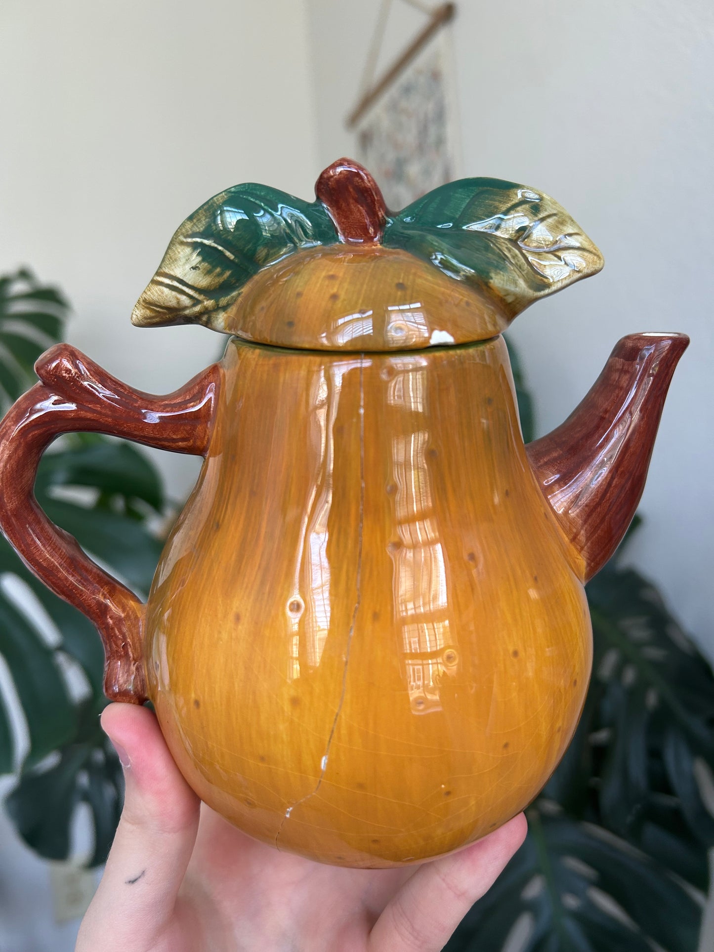 pear teapot