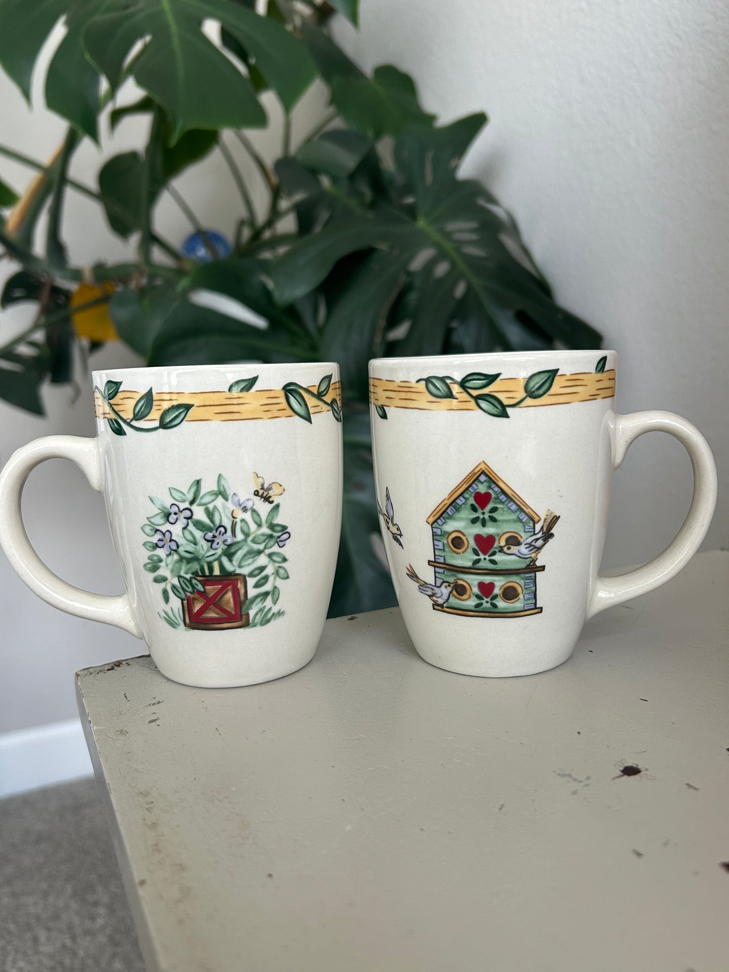 thomas pottery birdhouse mug set