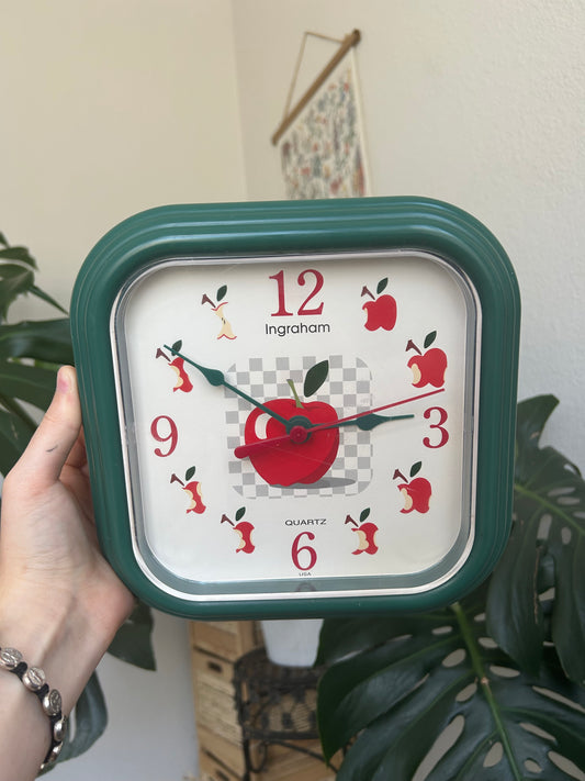 ingraham apple clock (working!)