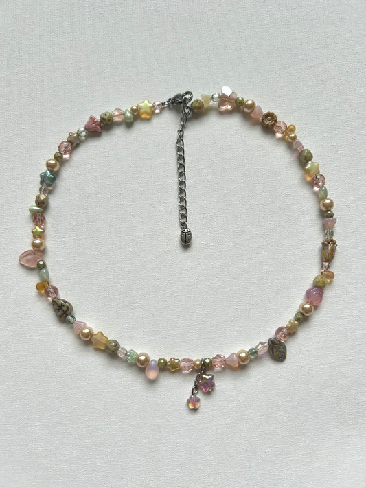 spring dreams string necklace