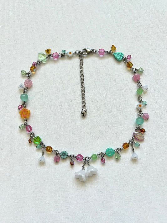 hibiscus necklace