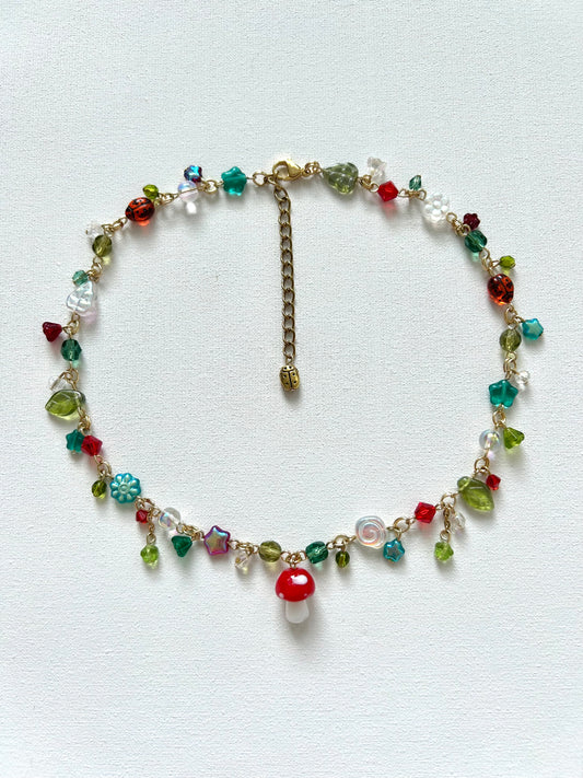 merry mushroom necklace