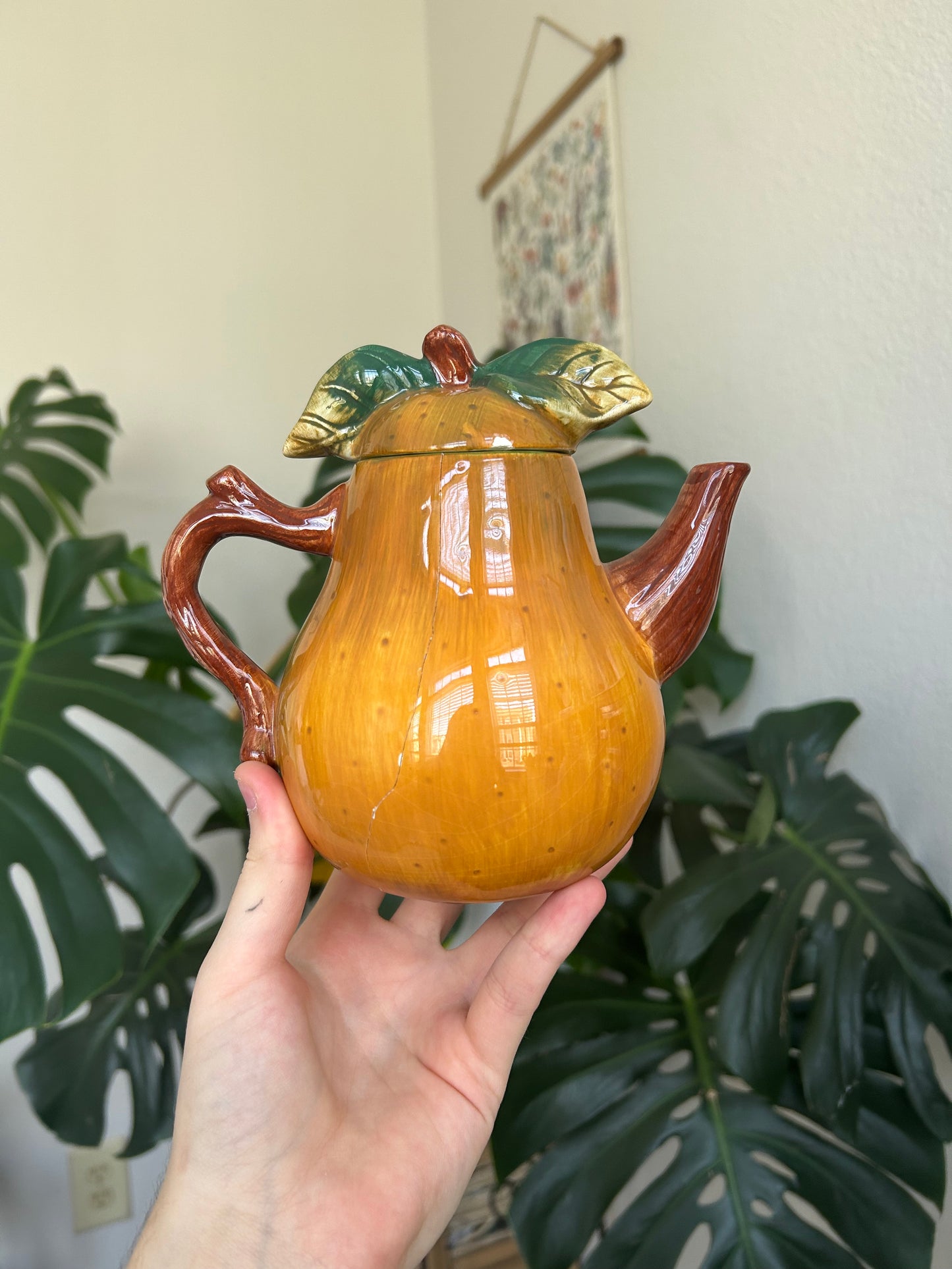 pear teapot